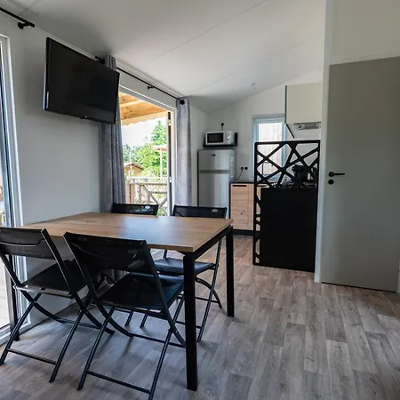 Camping RCN La Ferme du Latois Coëx Chambre photo