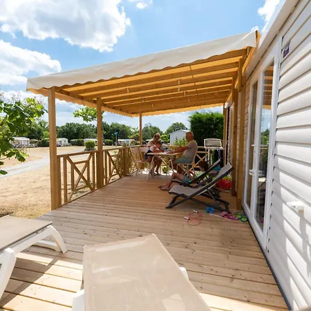 Camping RCN La Ferme du Latois Coëx Chambre photo